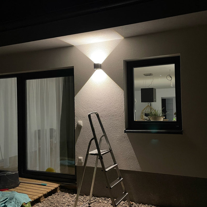 Indoor Outdoor Wall Light
